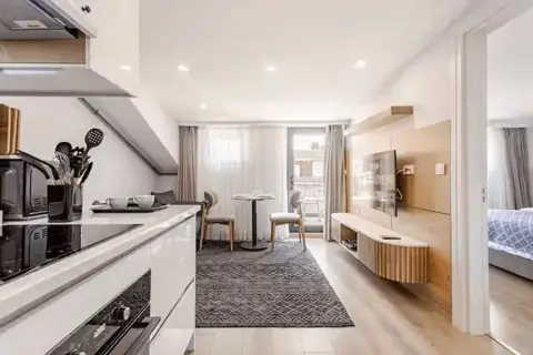 Rooftop Apartment — 5